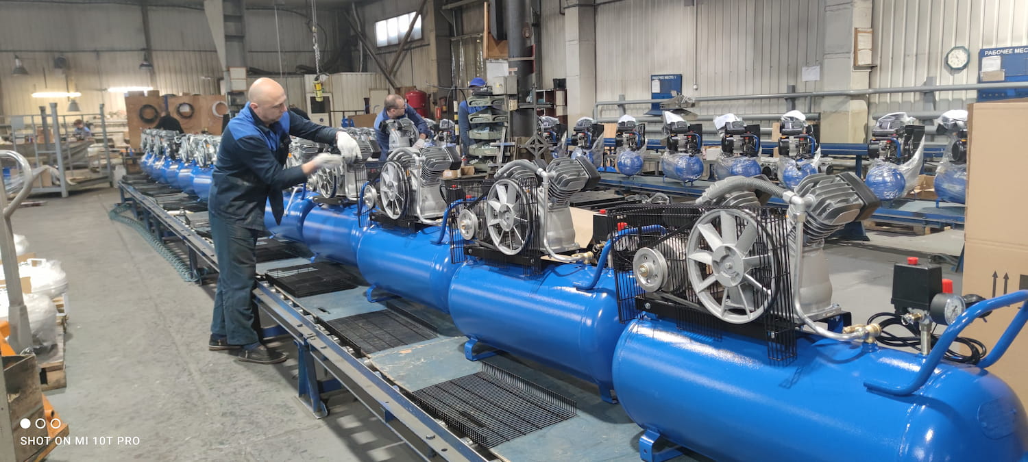 Поршневые маслозаполненные